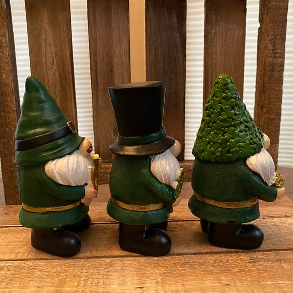 St. Patricks Day Gnomes Kitchen Towels & St. Patrick’s Day Gnome Figures Bundle - Picture 11 of 16